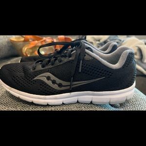 Saucony women’s black sneakers Size 10